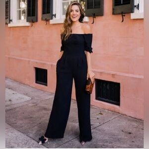 Gal Meets Glam | Meredith off the shoulder jumper jumpsuit Women’s size 2 Bows